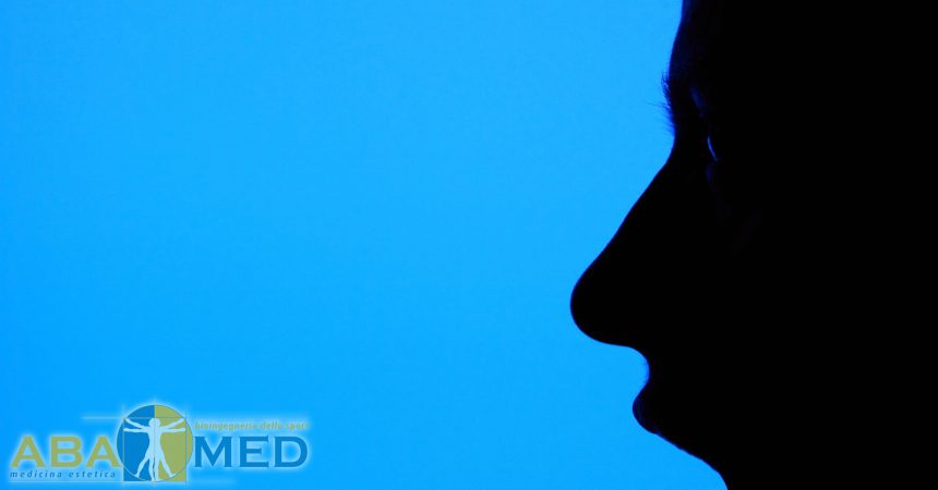 Rinofiller: il trattamento estetico non chirurgico per correggere i difetti del naso
